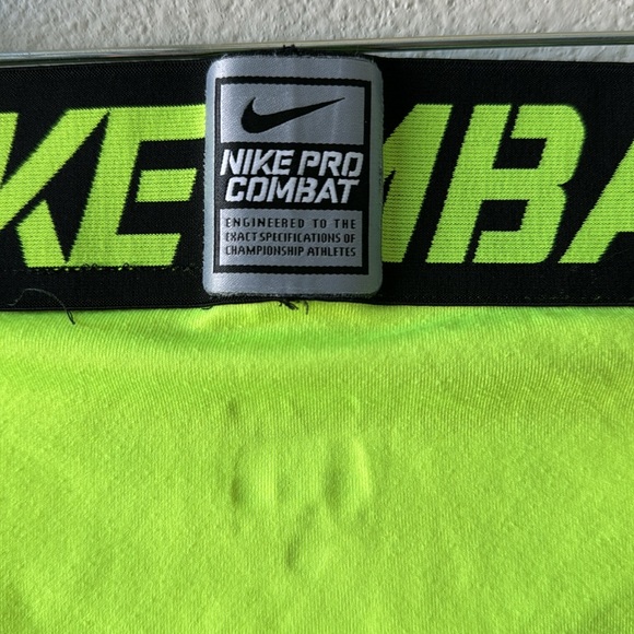 Nike Pro Combat Legging Medium - Picture 3 of 4